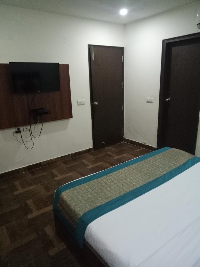 ניו דלהי Hotel Nathu Palace מראה חיצוני תמונה